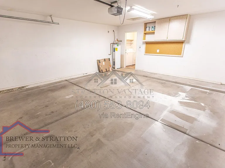 689 W Constitution Dr — Photo 24