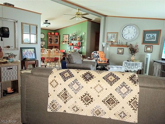 3rd image of 210 Coral Key Ln SE