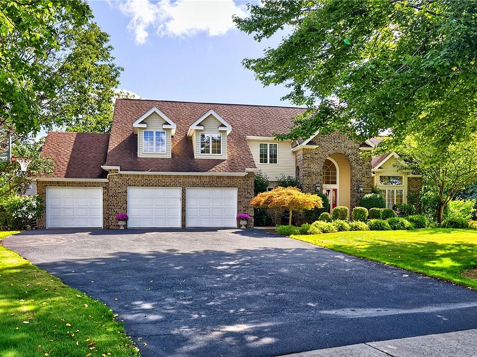1st image of 349 Stafford Way