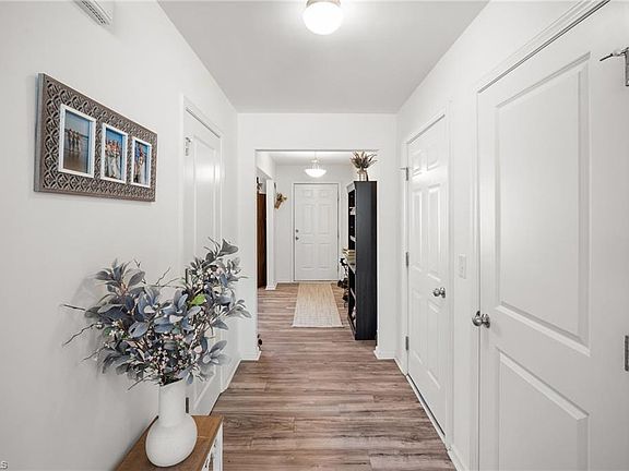 4th image of 108 Galley Ln
