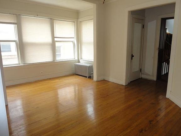 5th image of 5059 N Damen Ave APT 1W