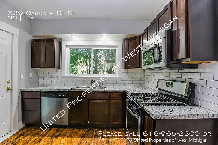 639 Oakdale St SE, Grand Rapids, MI 49507 Zillow