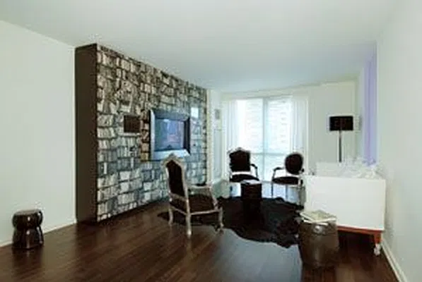 Sold by Douglas Elliman | media 24