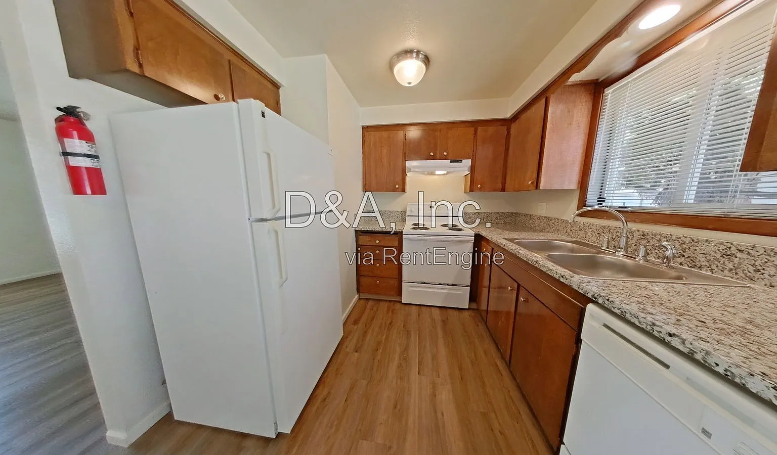 2 bed, 1.0 bath, 700 sqft, $1,295 — Photo 4