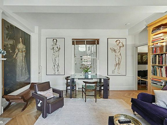 3rd image of 155 E 72nd St APT 7D