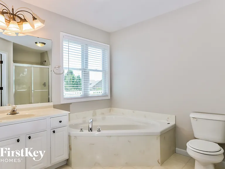 3845 Bedford Pointe Dr — Photo 7