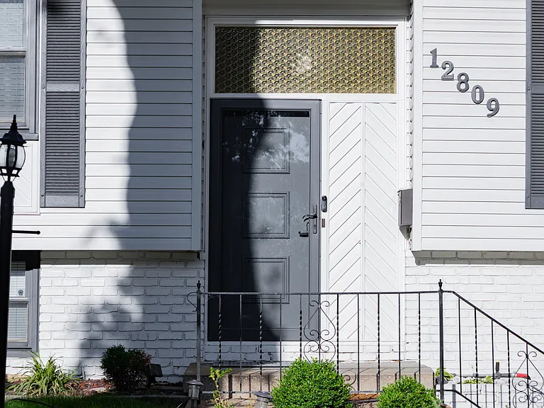 12809 Manchester Ave — Photo 38