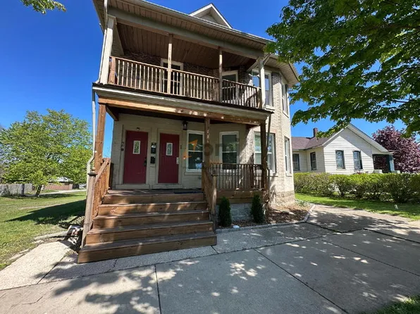 416 E 9th St APT 2, Michigan City, IN 46360