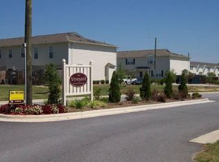 2330 N6 Vineyard Dr, Winterville, NC 28590