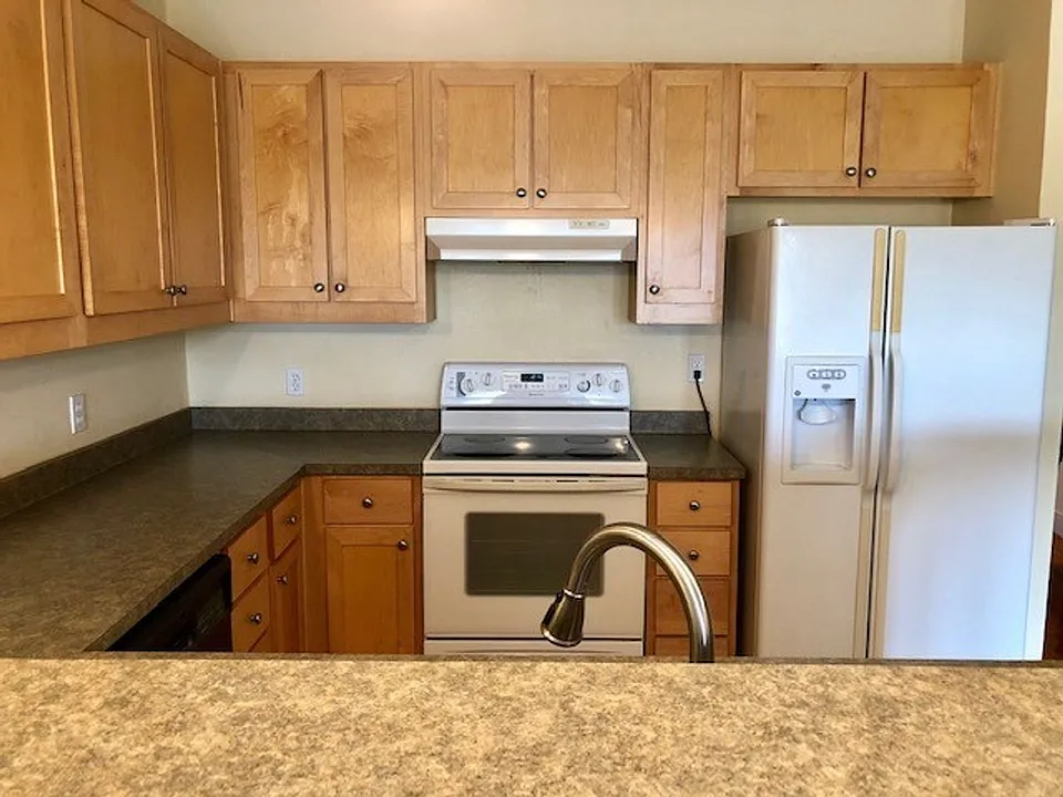 1108 S Holladay Dr #14