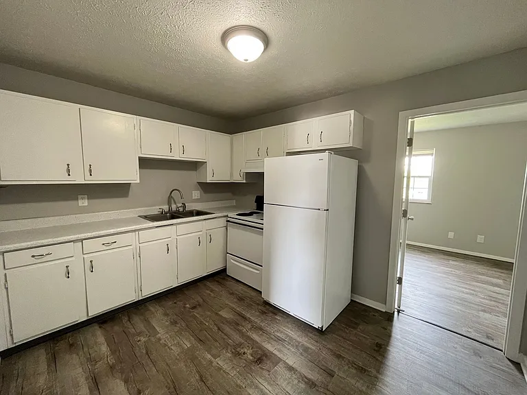 Rand Stockton Apartment Homes — Photo 81