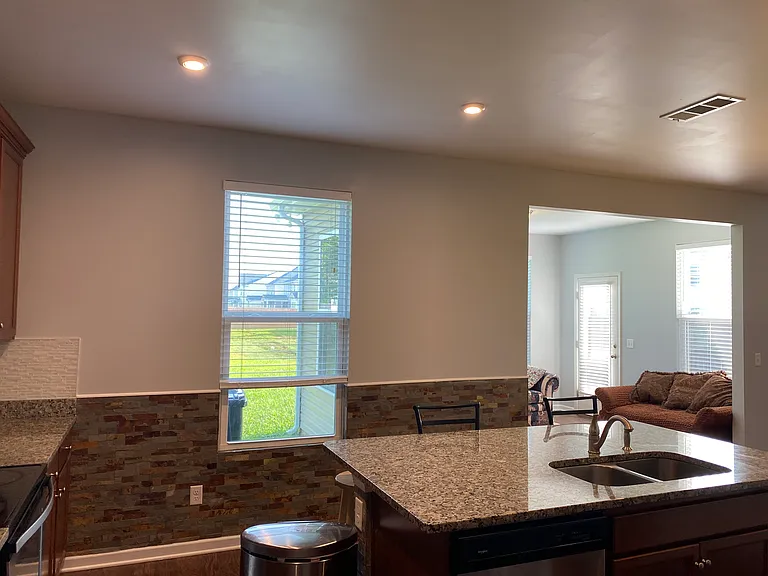 2429 Miranda Dr — Photo 33
