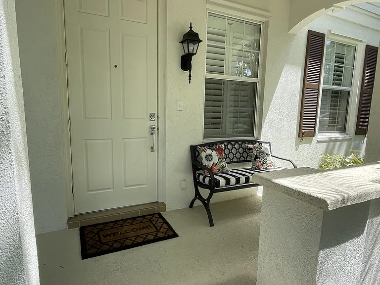 2857 E Community Dr — Photo 2