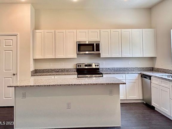 4th image of 1871 Thorman Ave SE