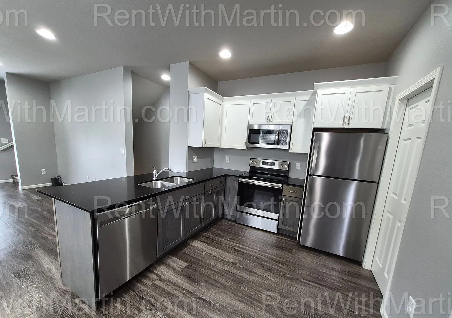 214-216 N Francis St — Photo 3