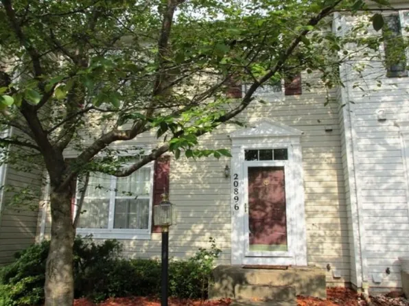 20896 Butterwood Falls Ter, Sterling, VA 20165