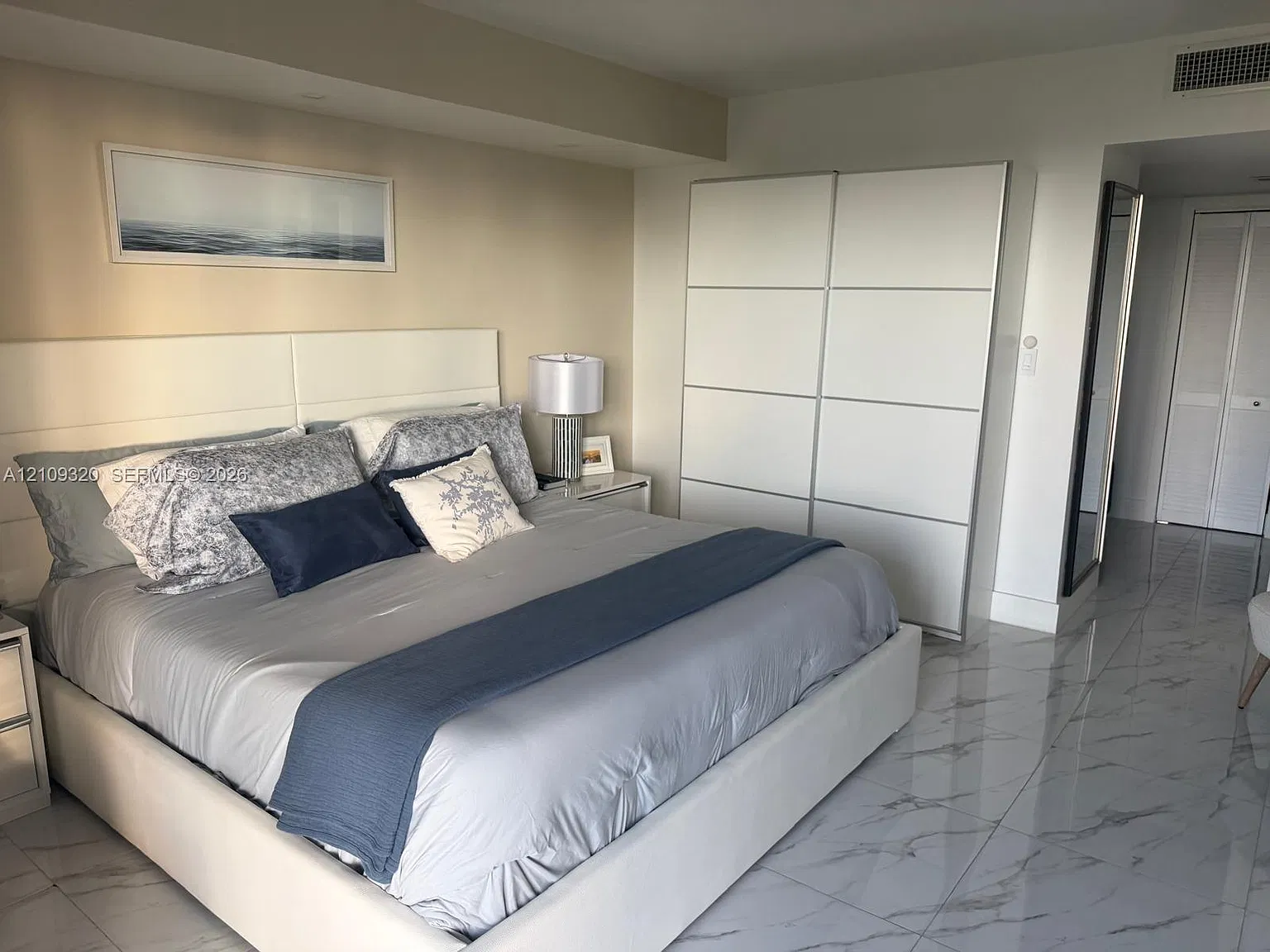 2 bed, 2.0 bath, $2,950 — Photo 2