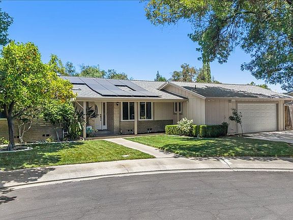 2nd image of 3309 Benton Cir