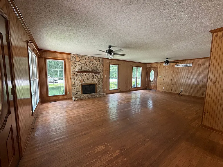 5126 Hickory Grove Rd — Photo 9