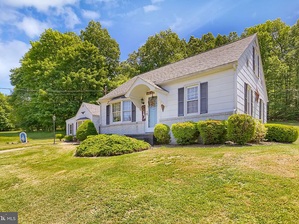 114 E Thomas St, Coal Township, PA 17866 Zillow