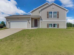 9797 Platinum Point, Zeeland, MI 49464