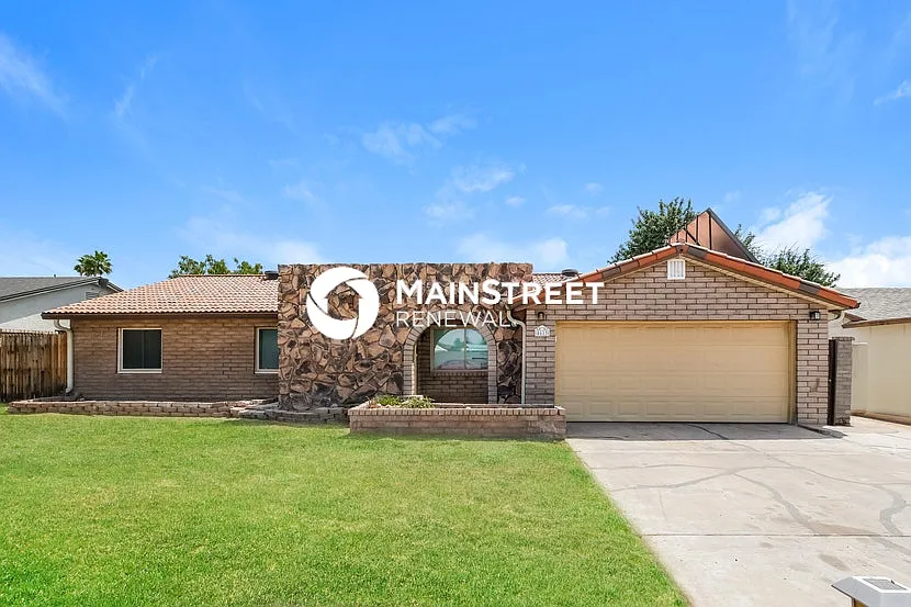 front view - 4613 N 80th Dr