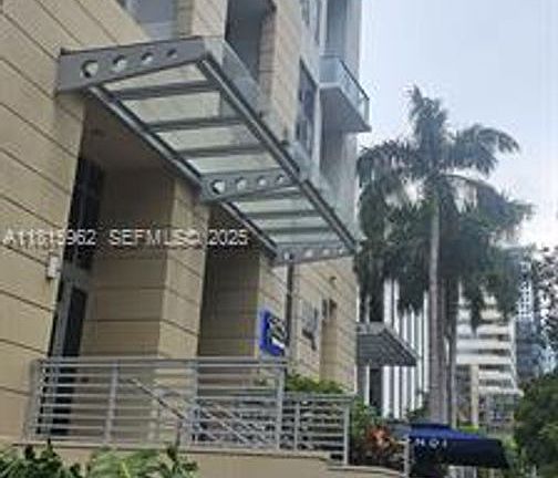 2nd image of 1060 Brickell Ave APT 3417