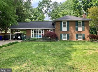 1402 Mullins St, Silver Spring, MD 20904