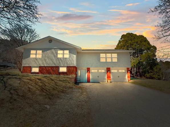 8 Reservoir Avenue, Lewiston, ME 04240