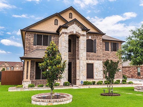 3rd image of 18536 Star Gazer Way