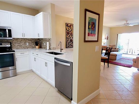 5th image of 3021 Driftwood WAY #3108