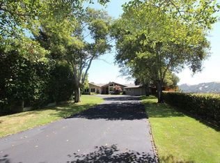 330 Draeger Dr, Moraga, CA 94556