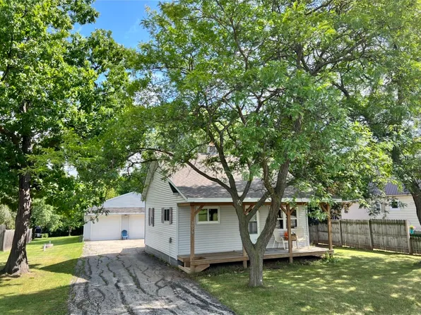 3079 Lost Dauphin Rd, De Pere, WI 54115