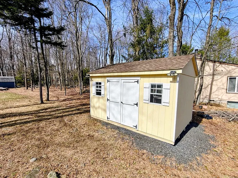 2104 Vacation Ln — Photo 21
