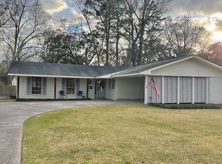 5960 Menlo Dr, Baton Rouge, LA 70808