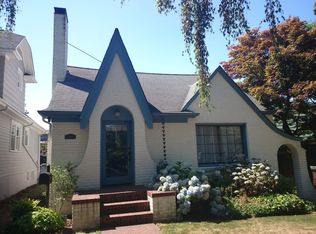 2567 10th Ave W, Seattle, WA 98119