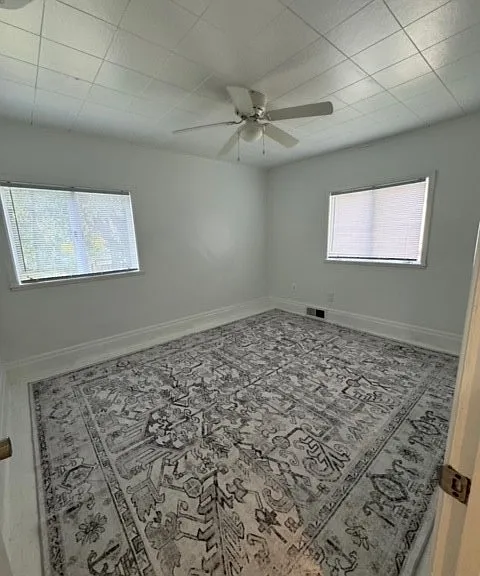 634 Maple Ln — Photo 9