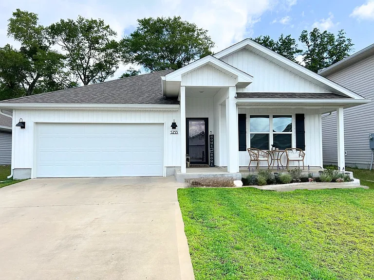 5253 Peach Dr — Photo 26
