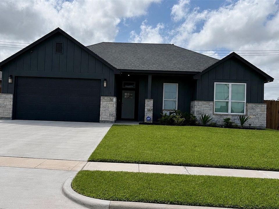 1st image of 3401 Travis Ct