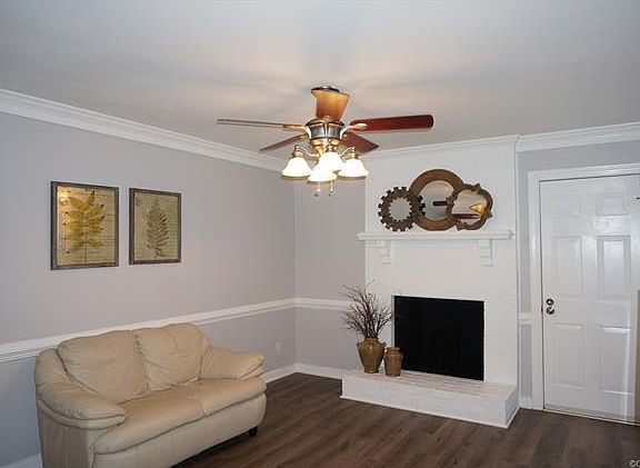 2nd image of 2420 Hillandale Dr