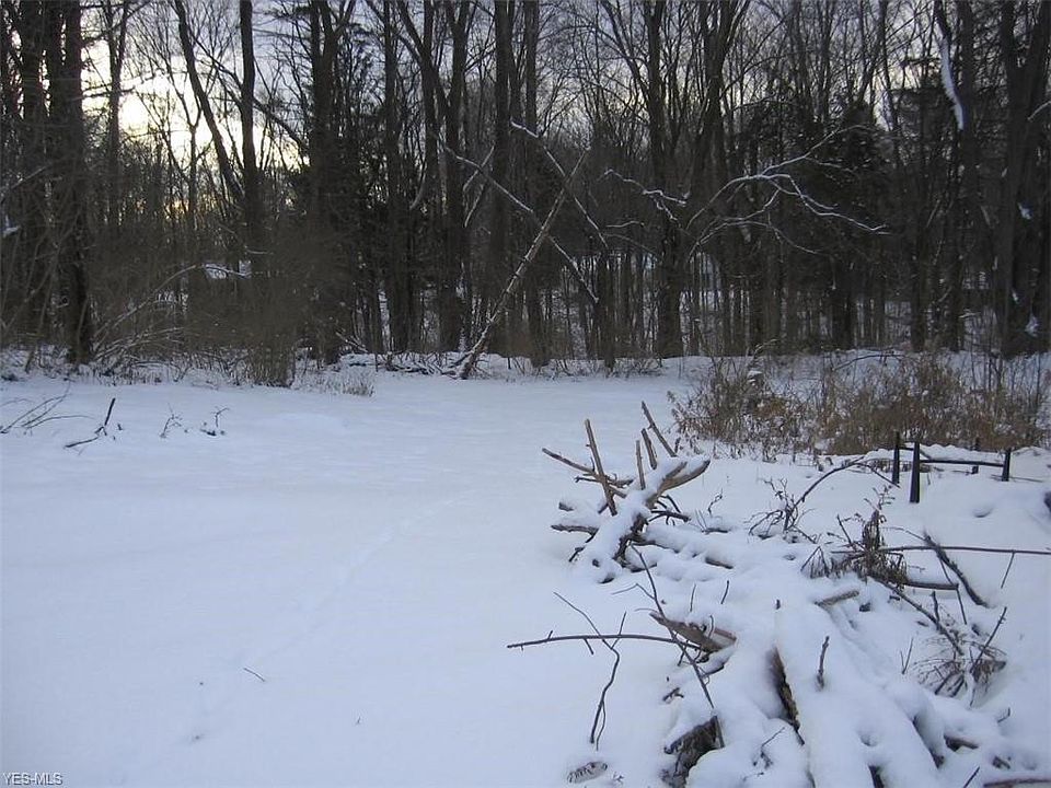 2nd image of 2730 Graylock Dr