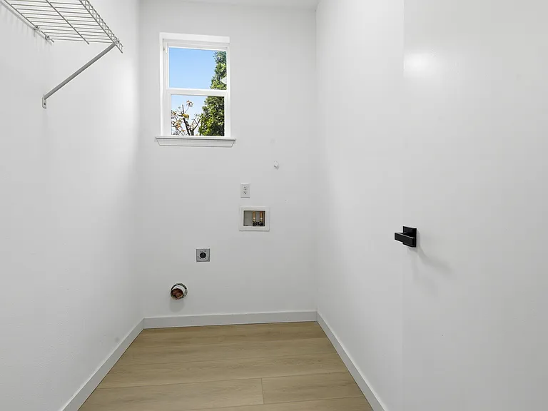 4604 20th Way NE — Photo 11