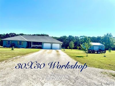 23380 Redwing Ln, Lebanon, MO, 65536