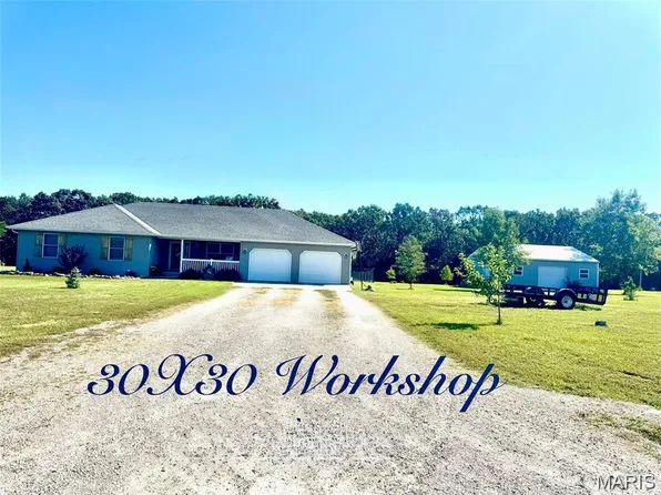 23380 Redwing Ln, Lebanon, MO 65536