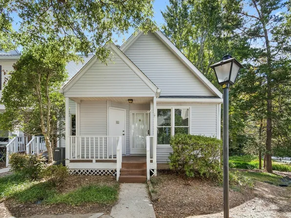 128 Saint Andrews Ln, Chapel Hill, NC 27517