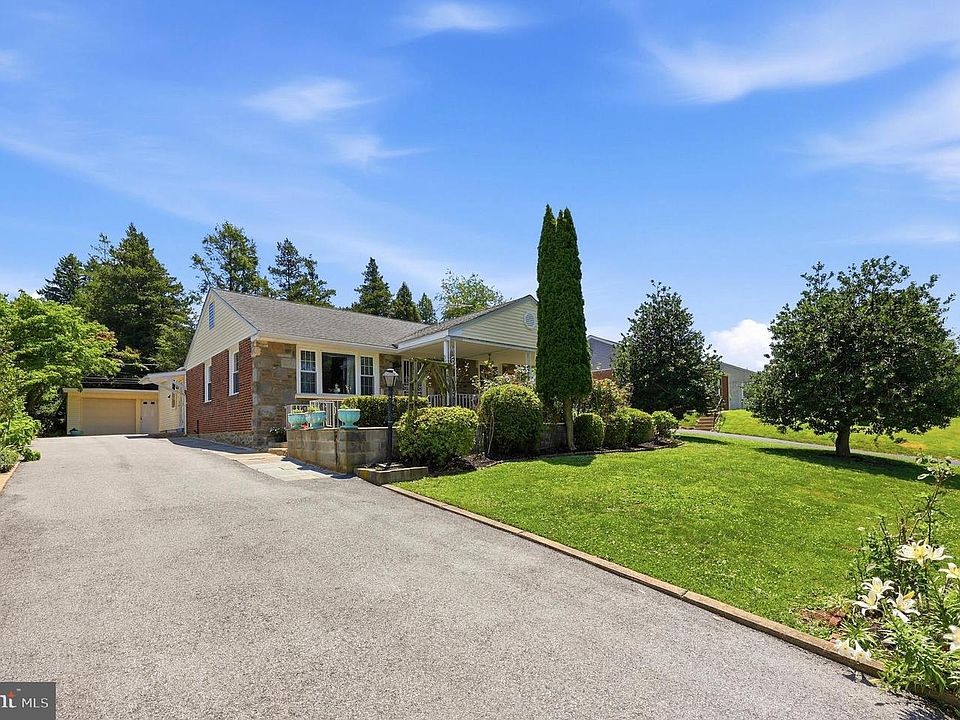 1st image of 49 James Rd