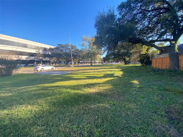 4800 Bellaire Blvd