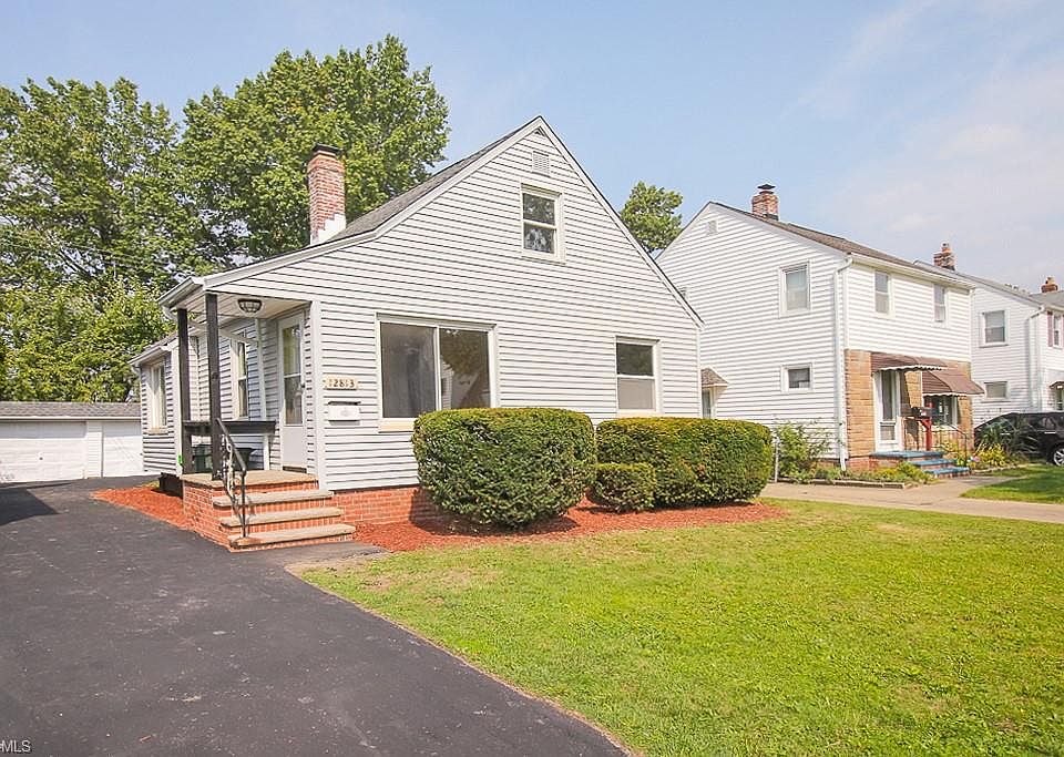 1st image of 12813 Thraves Ave