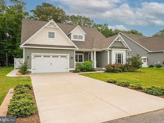2nd image of 30736 Lindell Ln