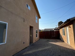 727 E 54th St, Los Angeles, CA 90011